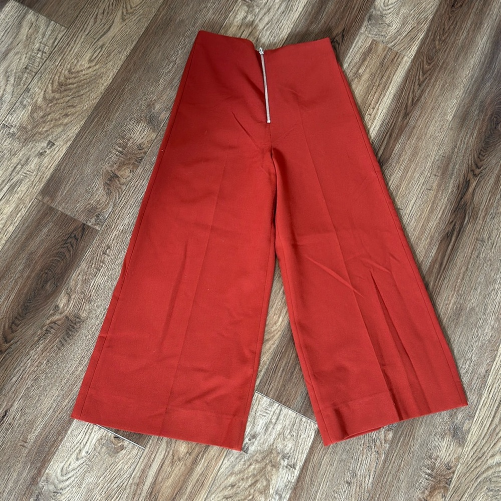 High waisted burgundy NWOT Zara culotte pants